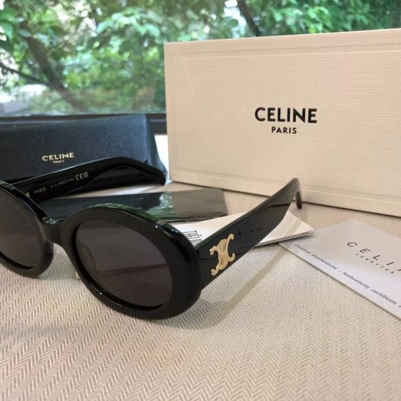 Celine CL40194 Triomphe Oval Women's Sunglasses Travel Authentic + Original Box - Picture 7 of 9